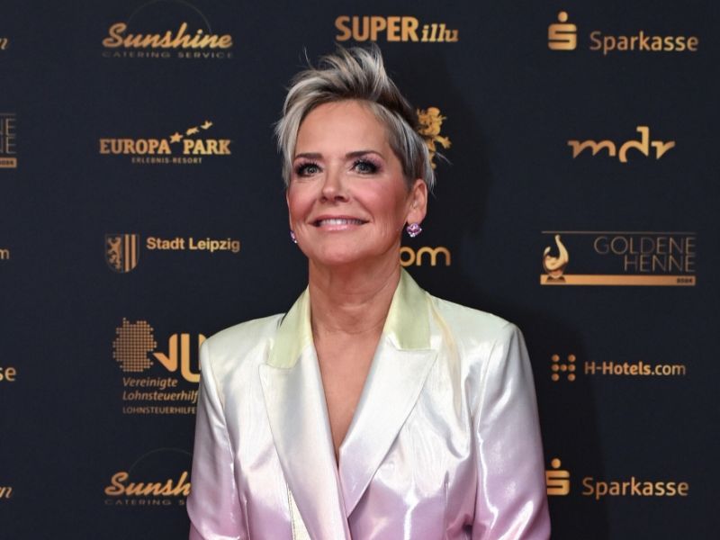 Inka Bause: Traurige Todes-Nachricht rührt Fans der "Bauer sucht Frau"-Moderatorin