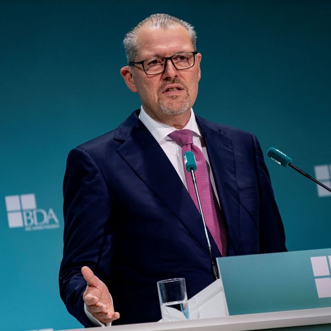 Arbeitnehmer sollen keinen Lohn am ersten Krankheitstag erhalten