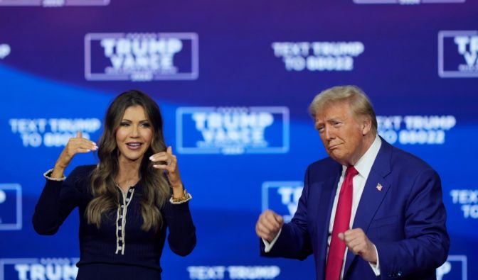 Trump hat sich von Kristi Noem getrennt.
