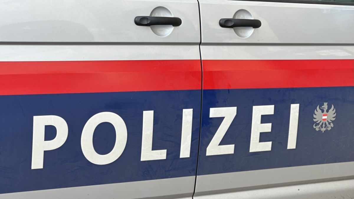 Bei einem Unfall mit einem Reisebus kam es am Wochenende zu zahlreichen Verletzten. (Foto)