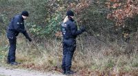 Polizisten auf Spurensuche im Fall des ermordeten Fabian aus Güstrow.