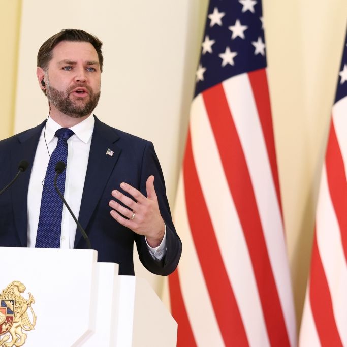 Alte Aussagen fallen ihm auf die Füße - Trump-Vize durch drei Sätze bloßgestellt