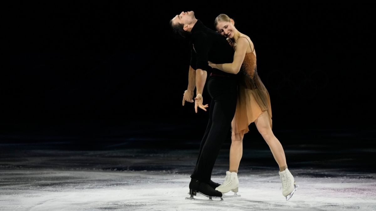 Das deutsche Eiskunstlauf-Paar Minerva Hase/Nikita Volodin nimmt bei der WM in Prag eine Medaille ins Visier. (Foto)