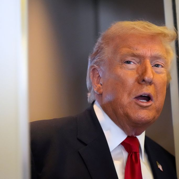 Demokrat sicher - Trump will mit Iran-Krieg von eigenen Problemen ablenken