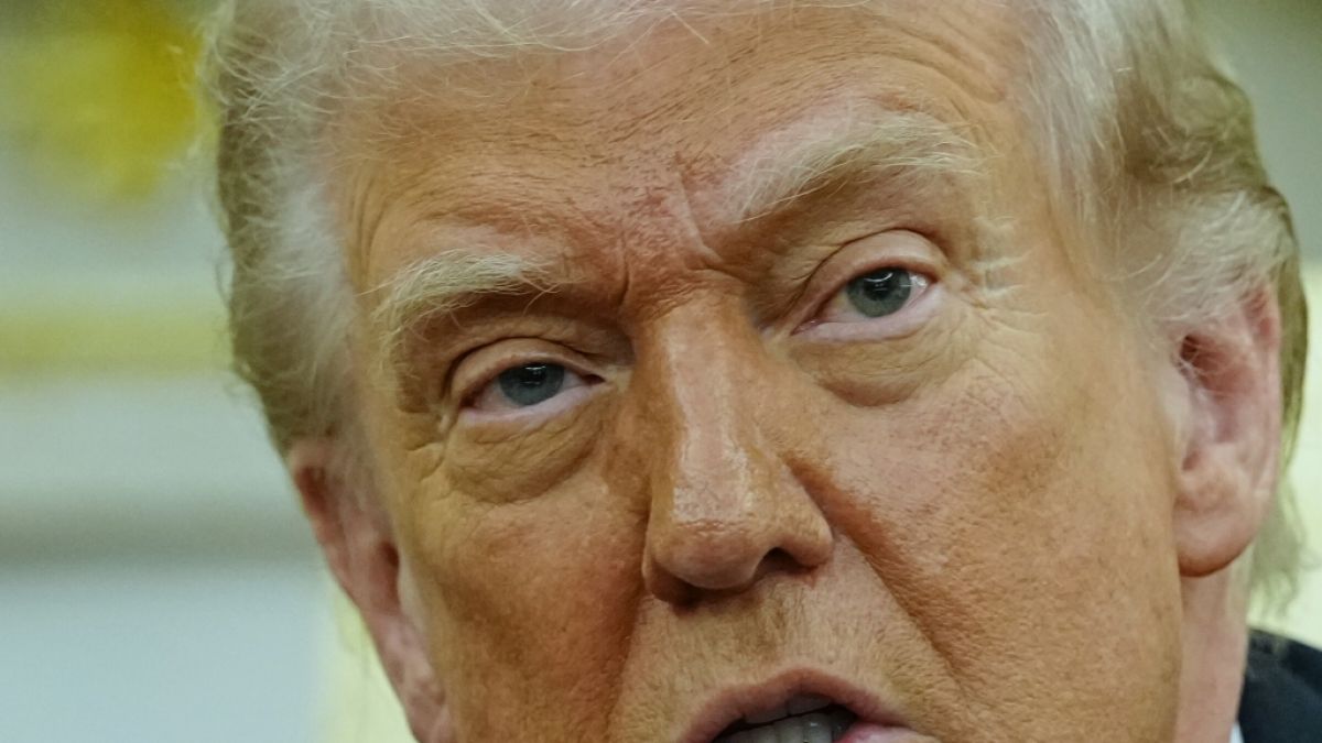 Donald Trump drohte dem Iran erneut mit Konsequenzen, wenn die Stra&szlig;e von Hormus vermimt bleibt. (Foto)