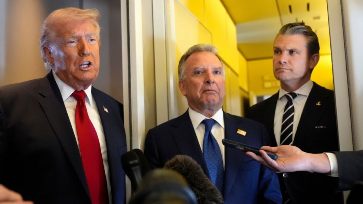 Donald Trump gab Ende Februar 2026 den Befehl f&uuml;r Luftangriffe auf den Iran - doch wer hat den US-Pr&auml;sident zu dem Milit&auml;rschlag inspiriert? (Foto)