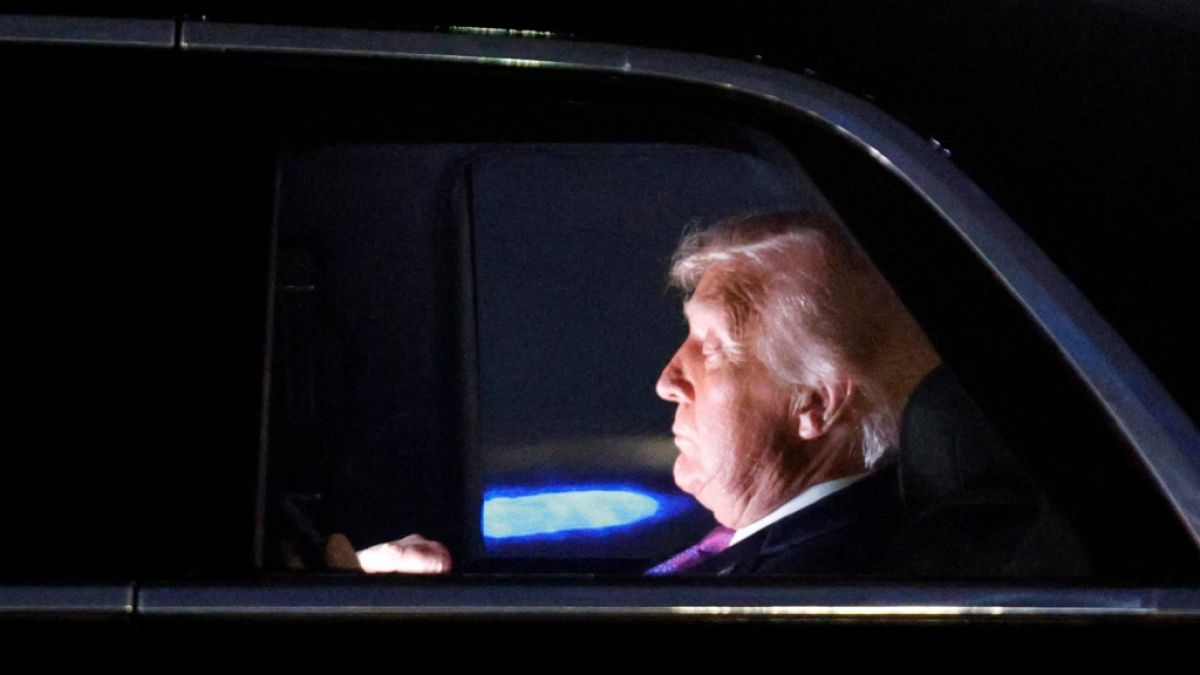 Donald Trump muss laut FBI-Informationen mit einem Vergeltungsschlag Teherans auf kalifornischen Boden rechnen. (Foto)