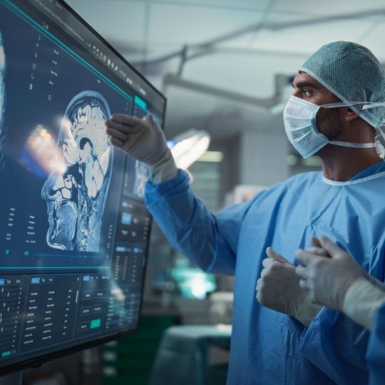 Fußballer-Frau an Hirntumor verstorben - woran erkennt man die Krankheit?