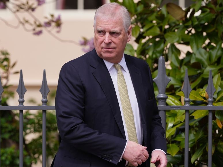 Andrew Mountbatten-Windsor : Ex-Prinz Andrew in Therapie - Palast fürchtet um seine Psyche