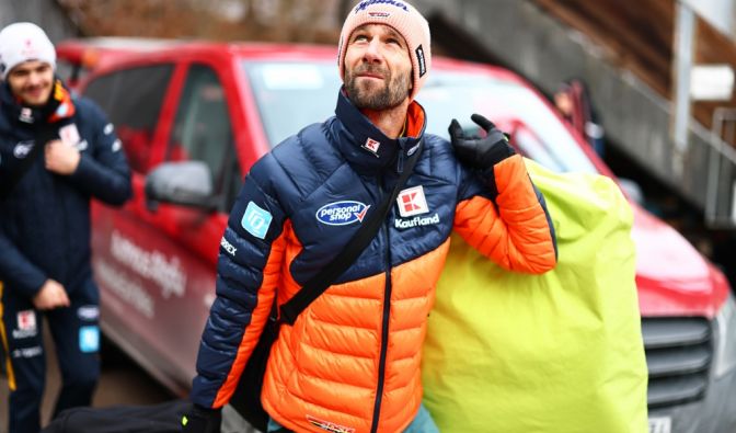 Pius Paschke absolvierte 2024/25 seine bislang erfolgreichste Weltcupsaison als Skispringer.