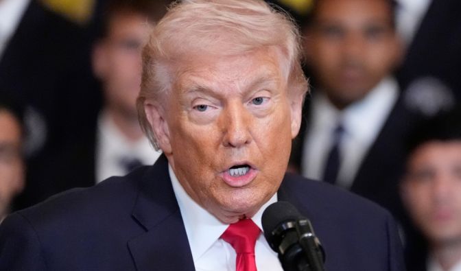 "Vielleicht tot" - rätselhafte Aussage des US-Präsidenten sorgt für Ärger Donald Trump