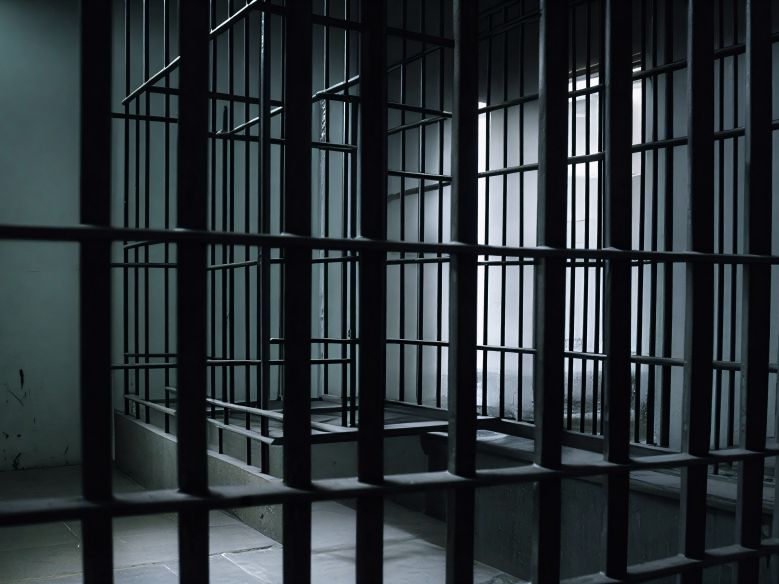 John Alford tot: Serienstar (54) leblos aufgefunden - Schuldspruch in 6 Anklagepunkten