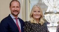 Ein Bild aus glücklicheren Tagen: So wie auf diesem Royals-Foto von Weihnachten 2024 sieht Kronprinzessin Mette-Marit von Norwegen nicht mehr aus.