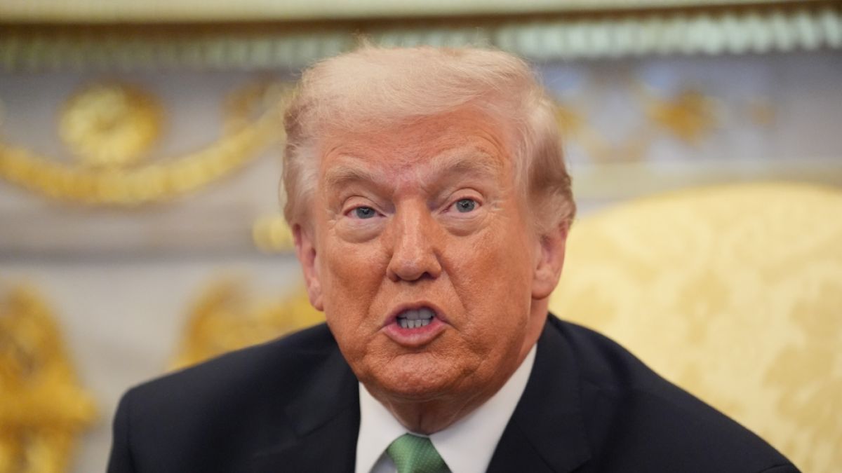 Donald Trump:&nbsp;US-Pr&auml;sident sendet scharfe Warnung an Iran nach Raketenangriffen in der Golfregion (Foto)