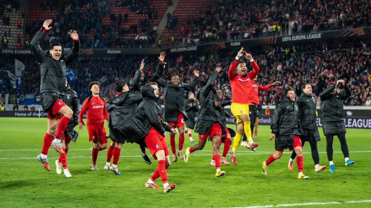 Der SC Freiburg feiert den erstmaligen Einzug ins Europa-League-Viertelfinale. (Foto)