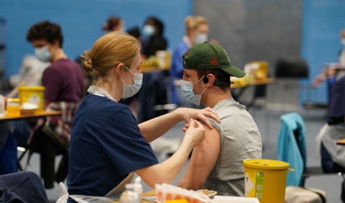 Hirnhautentzündung das neue Covid? Tödliche Krankheit greift um sich Meningitis-Ausbruch