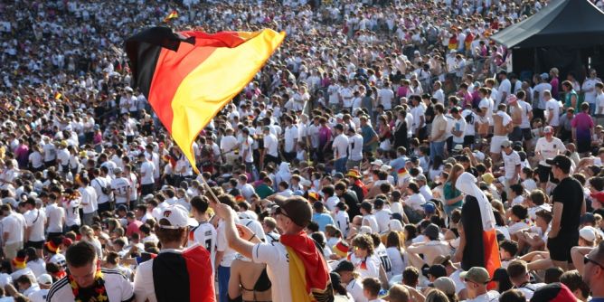 Public Viewing bei der Fußball-WM 2026