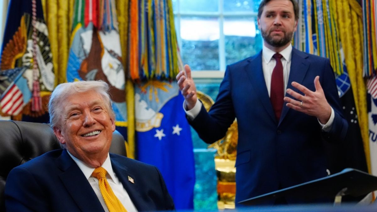 Polit-Analysten glauben deutliche Anzeichen daf&uuml;r zu erkennen, dass J.D. Vance zunehmend Schwierigkeiten hat, hinter Donald Trumps Iran-Krieg zu stehen. (Foto)
