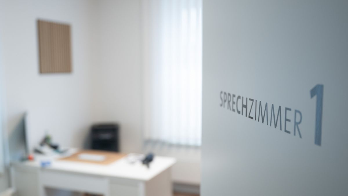 &Auml;rzteverb&auml;nde warnen vor wegfallenden Arztterminen aufgrund von K&uuml;rzungen. (Foto)