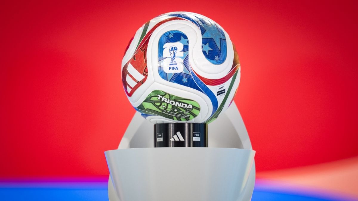 Der Spielball f&uuml;r die Fu&szlig;ball-WM 2026 ("adidas Trionda"). (Foto)