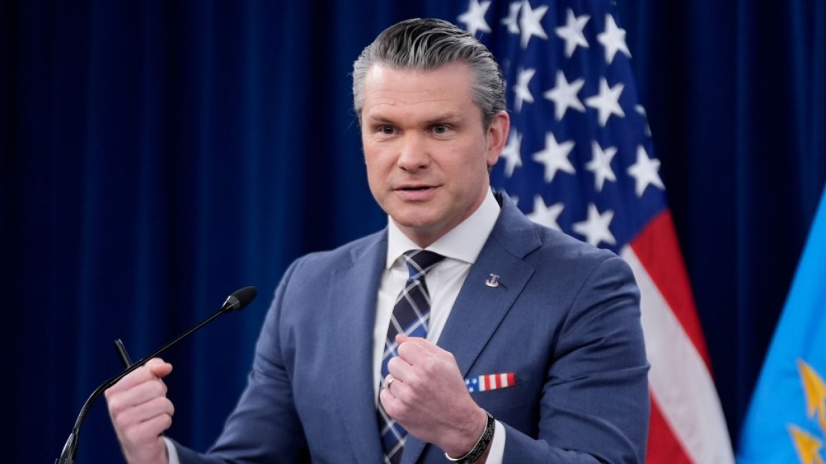 Pete Hegseth sorgte mit einer irren Aussage f&uuml;r einen Eklat. (Foto)
