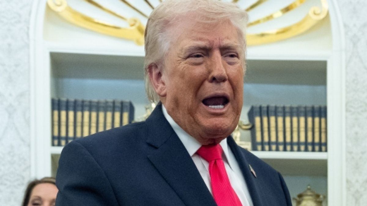 Donald Trump soll eine Geheimkarte herumgezeigt haben. (Foto)