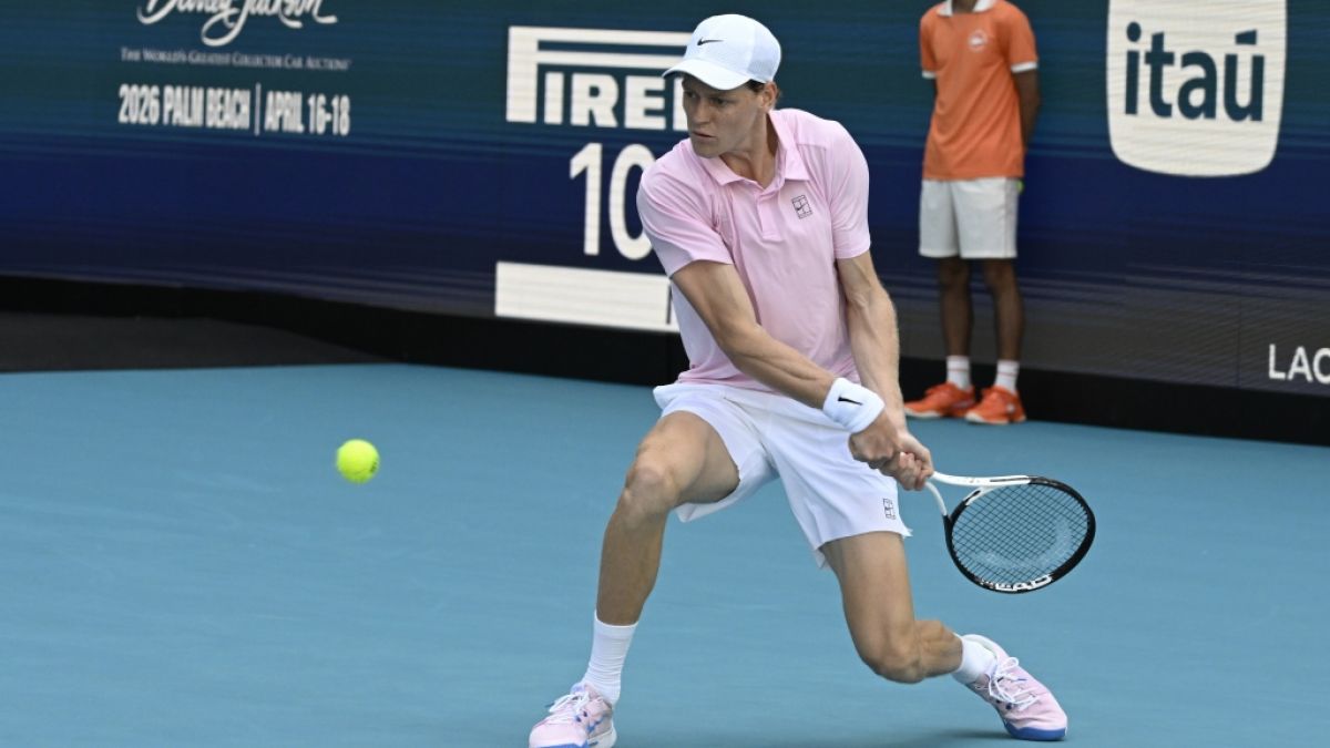 Jannik Sinner (ITA) spielt in der 2. Runde des Herreneinzelmatches bei den Miami Open, am 21.03.2026. (Symbolbild) (Foto)