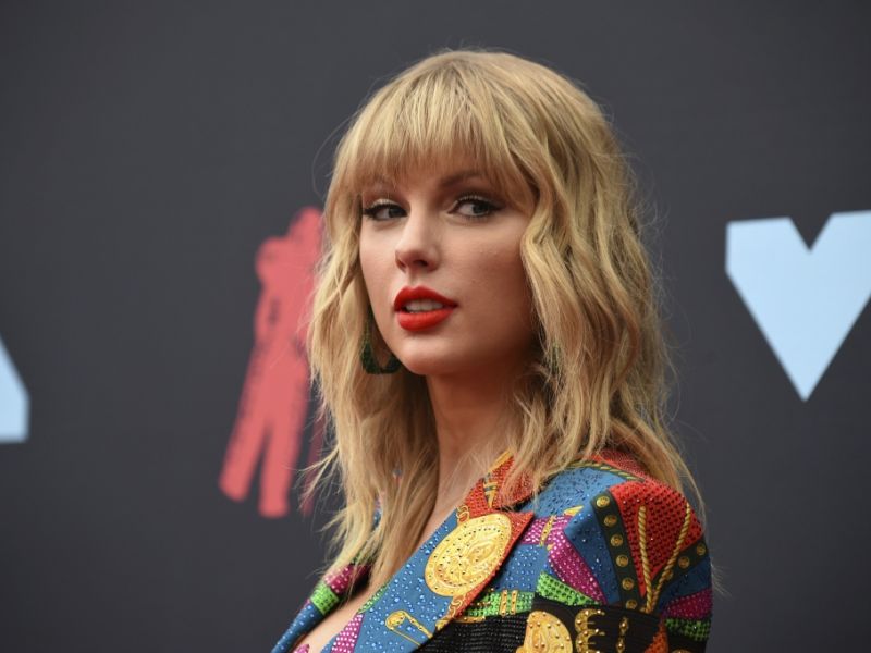 Taylor Swift: Swifties rasten aus - Travis Kelce überrascht mit Liebesgeständnis