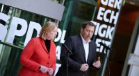 Die Bundesvorsitzenden Bärbel Bas und Lars Klingbeil wollen ihre Partei aus der Krise führen: Im aktuellen ZDF-Politbarometer erreicht die SPD ihren bislang schlechtesten Wert.