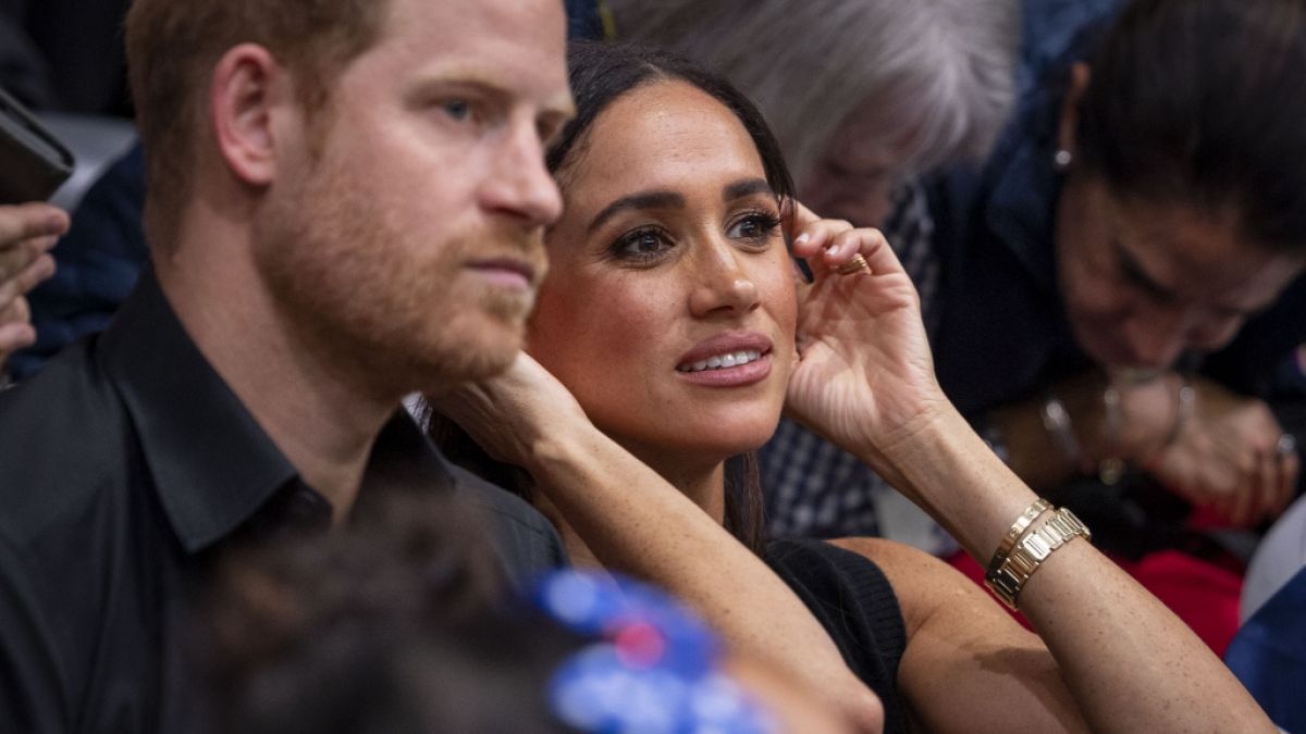 Prinz Harry und Meghan Markle sollen auf Tom Bowers neues Enth&uuml;llungsbuch nicht sonderlich gut zu sprechen sein. (Foto)