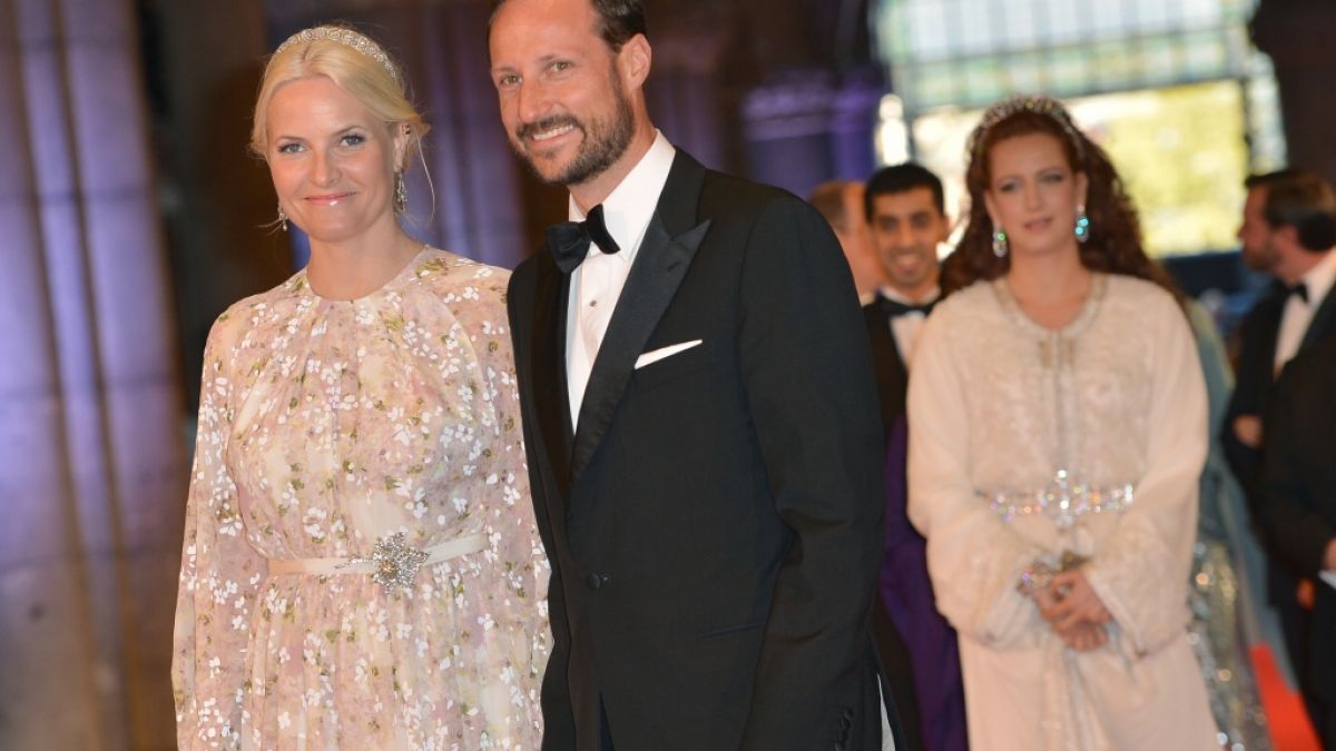 2013 trug Kronprinz Haakon seinen Ehering noch am Finger, doch inzwischen hat der k&uuml;nftige norwegische K&ouml;nig den Schmuck abgelegt. (Foto)