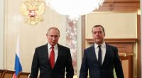 Wladimir Putin mit Dmitri Medwedew im Jahr 2020