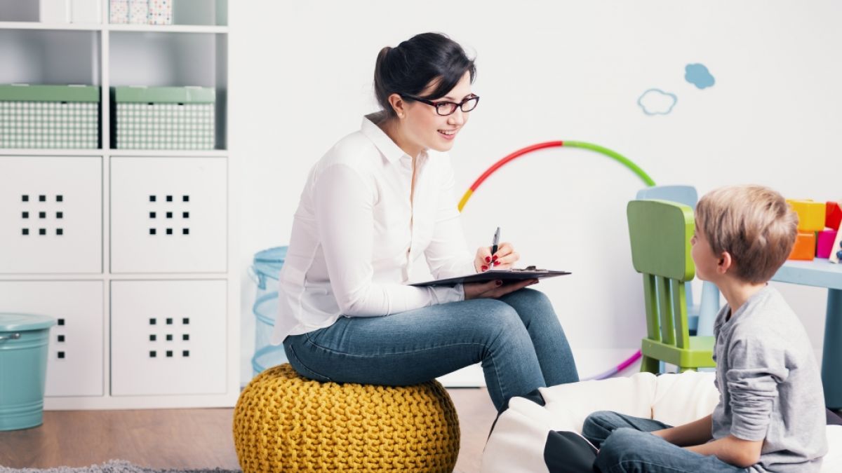 Zahlreiche Angebote helfen Autist:innen und ihren Angeh&ouml;rigen im Alltag. (Foto)