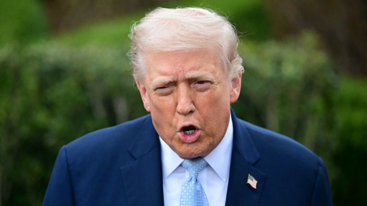 Donald Trumps neueste Schimpftirade wirft Zweifel an Donald Trumps Eignung f&uuml;r das Pr&auml;sidentenamt auf - und l&auml;sst Rufe nach einem Amtsenthebungsverfahren laut werden. (Foto)