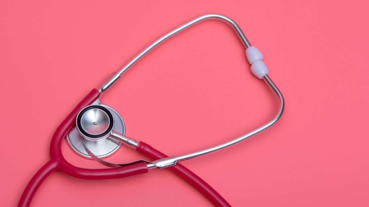 Kopfschmerzen gegoogelt, pl&ouml;tzlich Angst vor Krebs: So schnell kann das Netz zur Krankheitsfalle werden. (Foto)