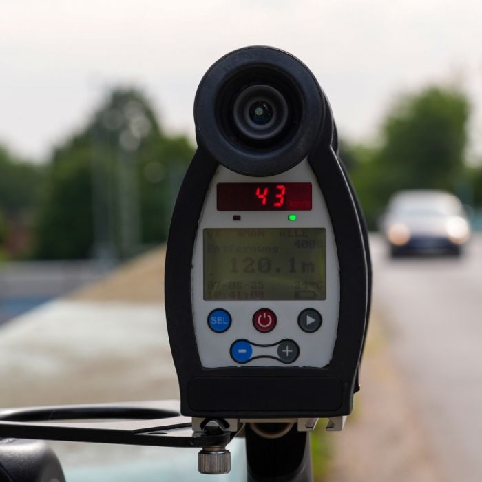 In einer 30er-Zone sind 43 km/h entschieden zu schnell