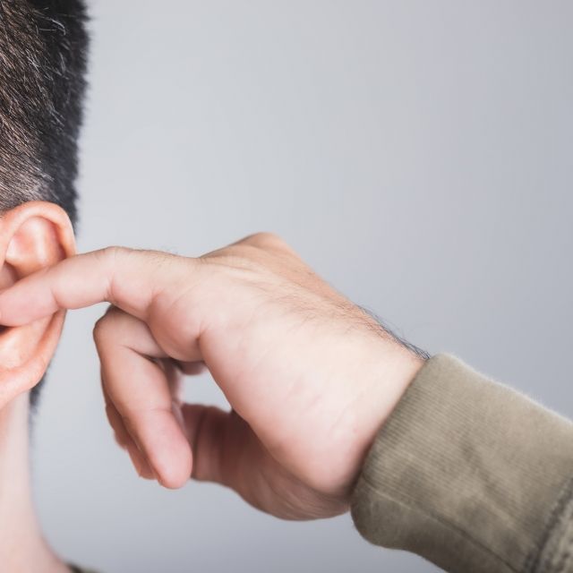 Finger weg von juckenden Ohren - Warnsignal sollte man ernst nehmen