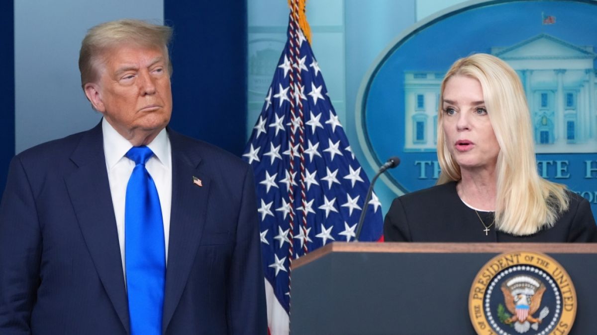 Nach Entlassung durch Trump: Ex-Justizministerin Pam Bondi verweigert Aussage vor Kongress. (Foto)