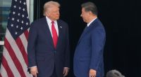 Laut Medienberichten bereitet der chinesische Präsident Xi Jinping Waffenlieferungen an den Iran vor. Donald Trump brach indes die Verhandlungen mit Teheran ab.