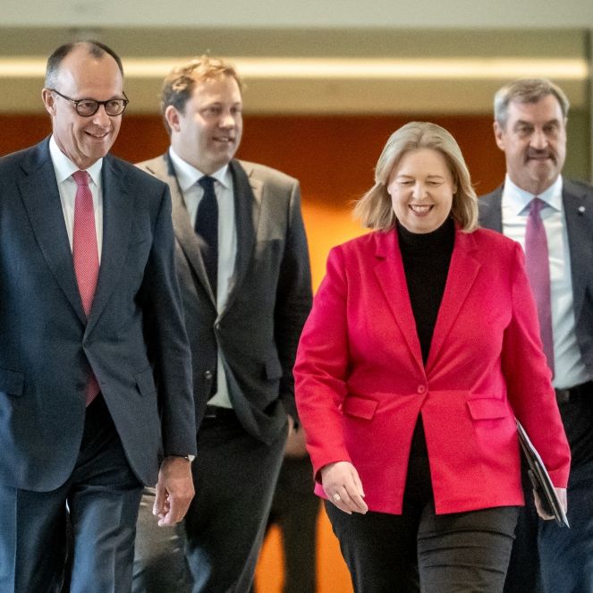 Friedrich Merz: Krankmelden kostet - Regierung plant Einschnitte