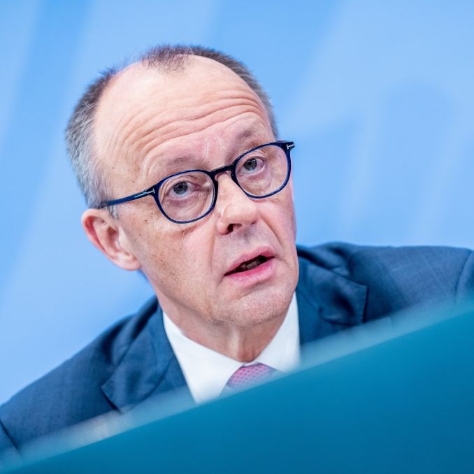 Bundeskanzler Friedrich Merz (CDU) verkündete nach dem Koalitonsausschuss neue Reformen, die den Autofahrer entlasten.