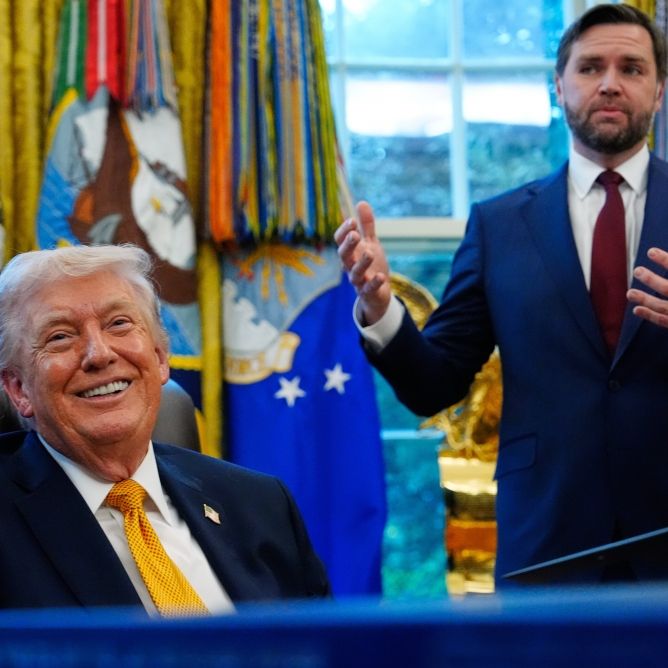 Trump-Vize irritiert mit peinlicher Ausrede nach Aussetzer von 