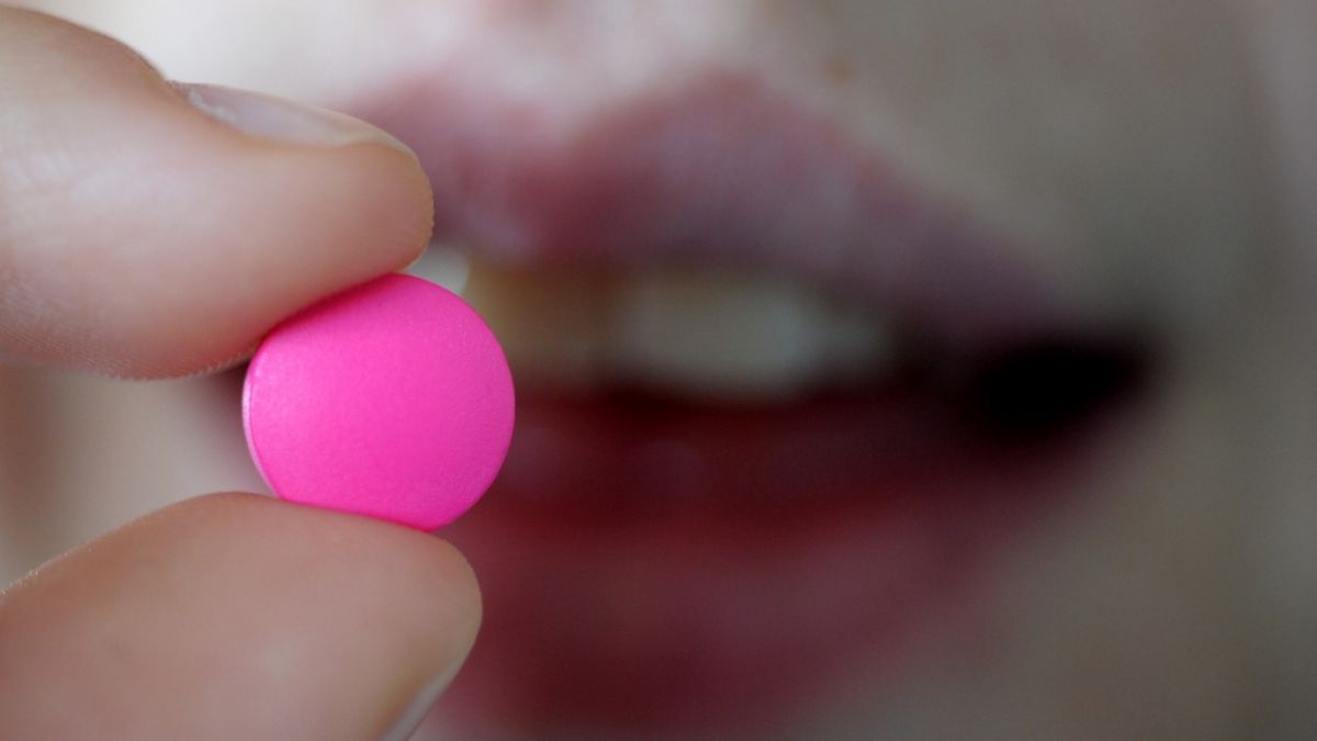 Auch beliebte Schmerzmittel wie Ibuprofen und Paracetamol k&ouml;nnen schwere Nebenwirkungen nach sich ziehen. (Foto)