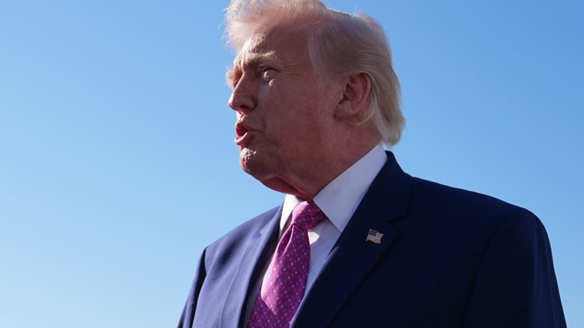 Nach Jahren der Funkstille wagt Donald Trump sein Comeback beim wichtigsten Society-Event der US-Politik &ndash; doch ausgerechnet dort k&ouml;nnte es f&uuml;r ihn richtig unangenehm werden. (Foto)