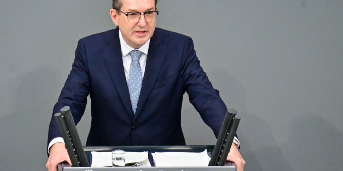 Alexander Dobrindt mit neuem Gesetzesentwurf