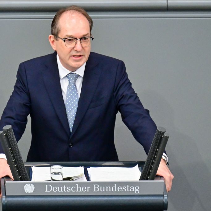 Pläne für mehr Gehalt - so viel sollen Beamte bekommen