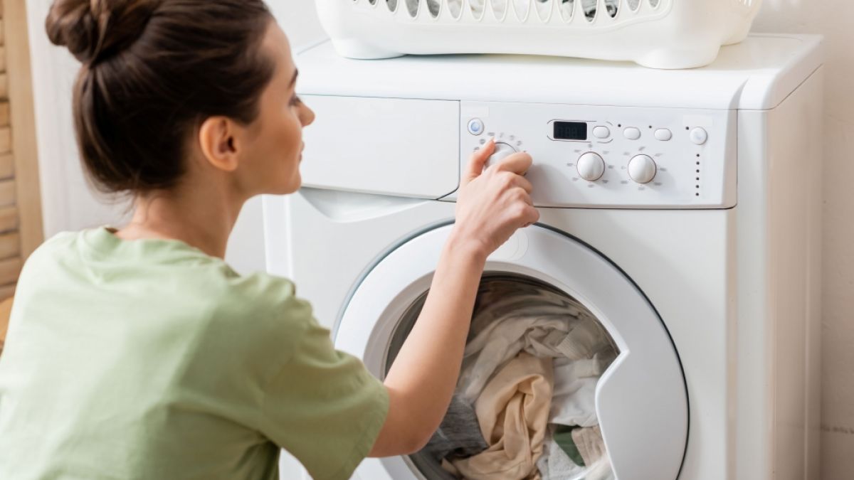 Wer seine Bettw&auml;sche nur selten w&auml;scht, riskiert, dass das Bett zum Hort f&uuml;r Keime verkommt. (Foto)