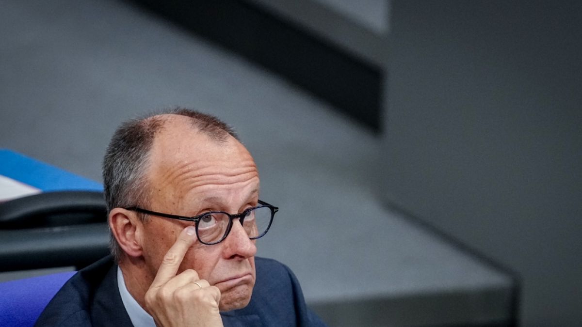 Friedrich Merz (CDU) f&auml;llt mit der Koalition hinter der AfD zur&uuml;ck. (Foto)