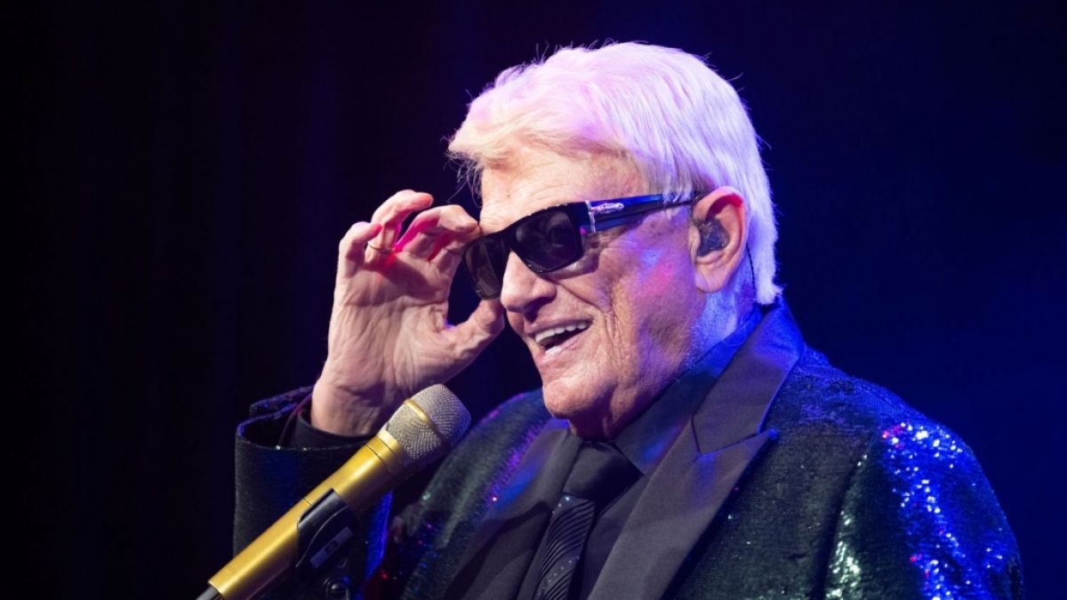 Heino sieht seine Pers&ouml;nlichkeitsrechte verletzt: Schlagerstar verklagt AfD-Politiker aus Brandenburg. (Foto)