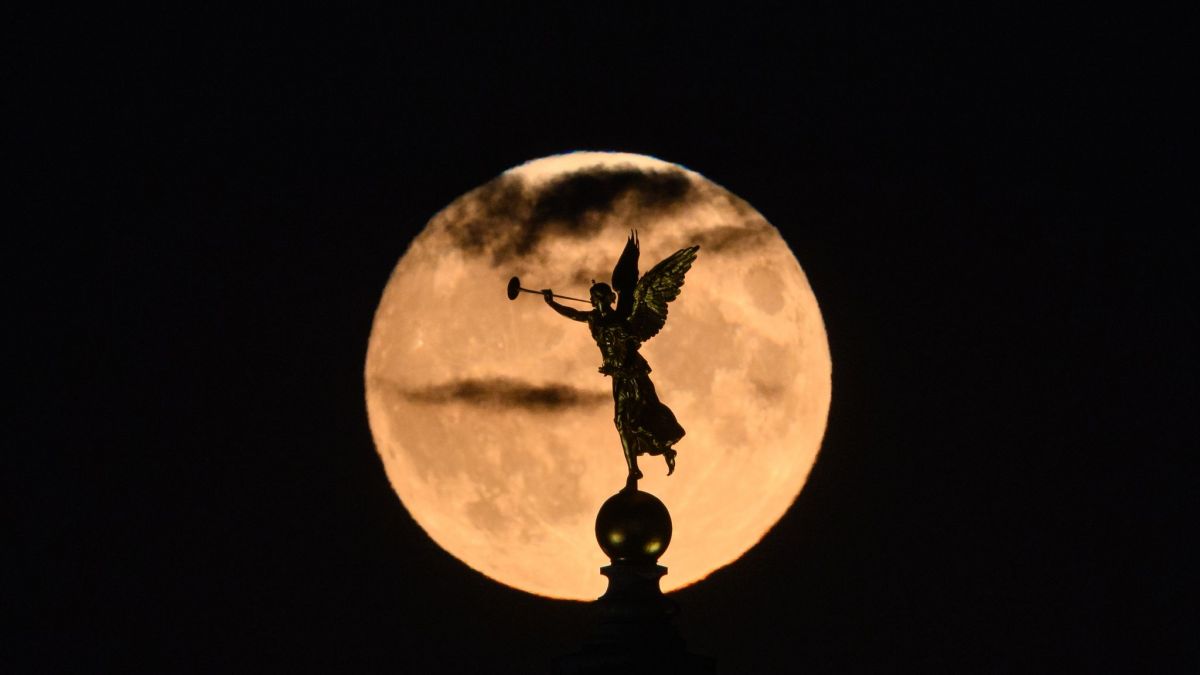 Im Mai zeigt sich der Vollmond gleich zweimal am Himmel. (Foto)